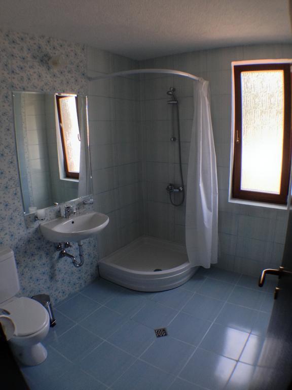 Mala Planina Guest House Iskrets Стая снимка