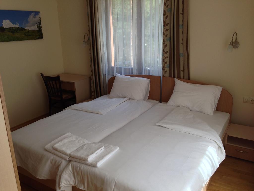 Mala Planina Guest House Iskrets Стая снимка