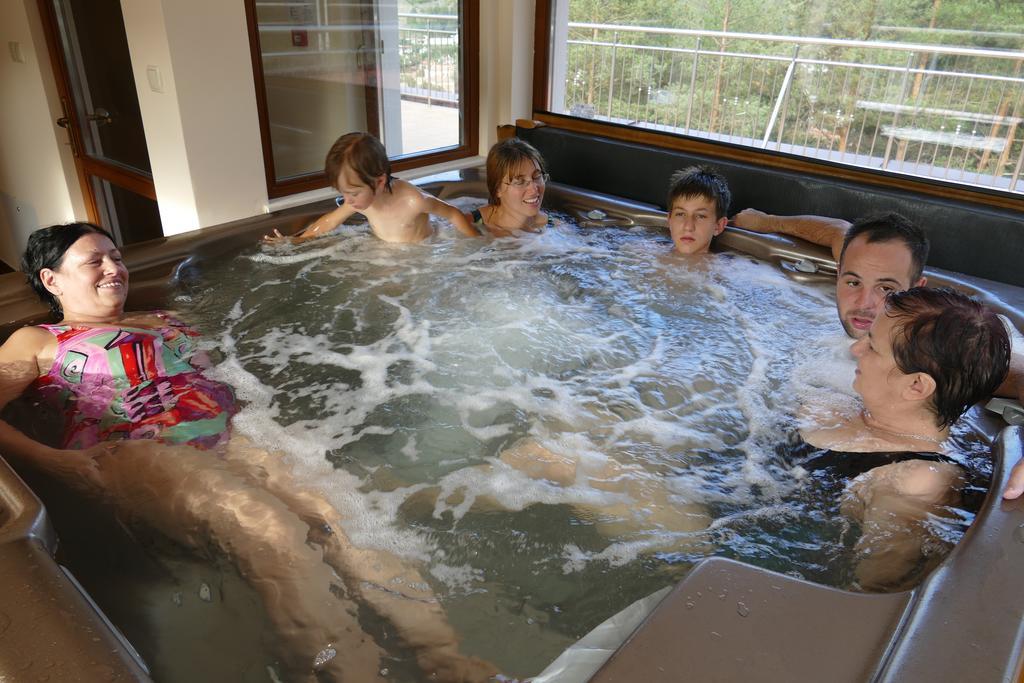 Mala Planina Guest House Iskrets Екстериор снимка