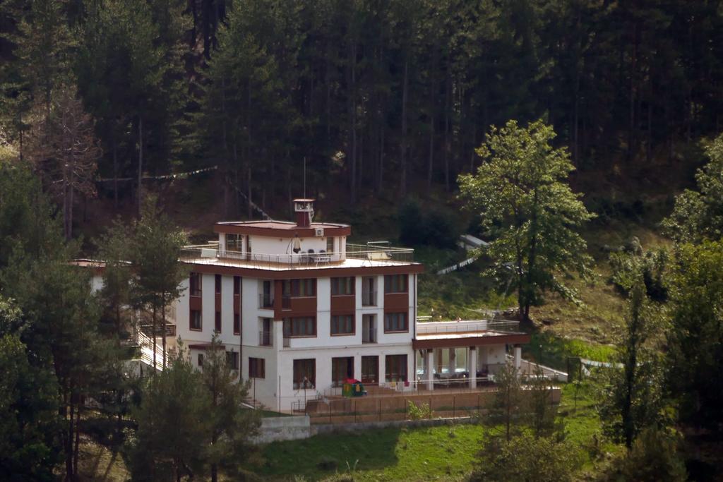 Mala Planina Guest House Iskrets Екстериор снимка