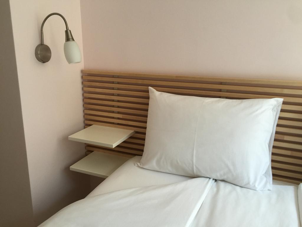Mala Planina Guest House Iskrets Екстериор снимка