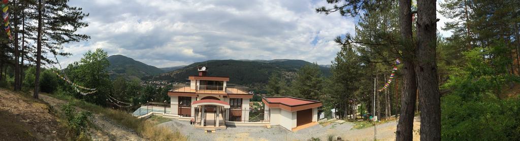 Mala Planina Guest House Iskrets Екстериор снимка