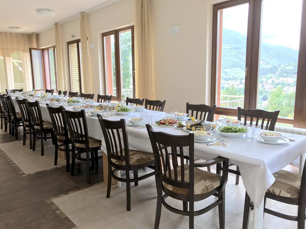 Mala Planina Guest House Iskrets Екстериор снимка