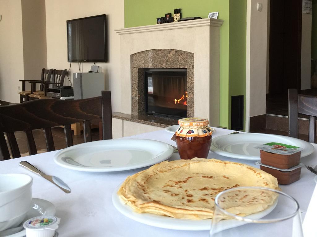 Mala Planina Guest House Iskrets Екстериор снимка
