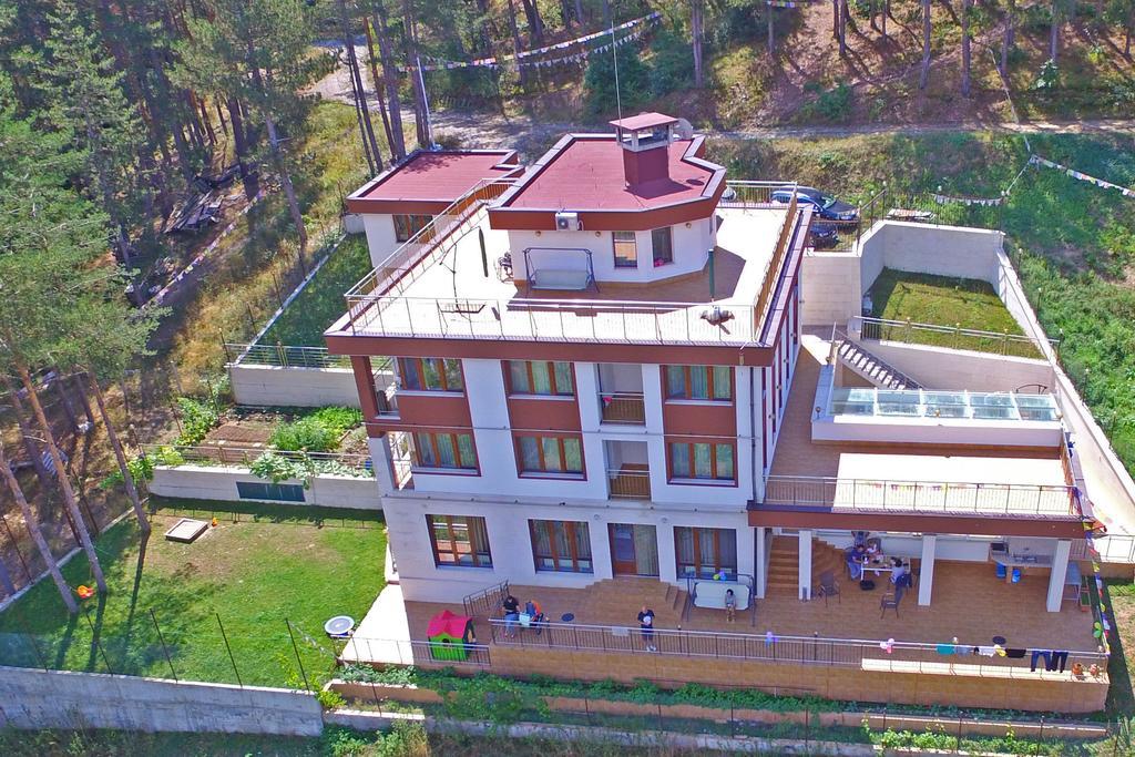 Mala Planina Guest House Iskrets Екстериор снимка